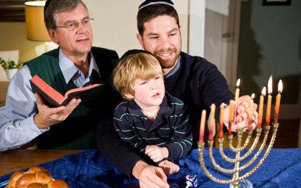 Quy tắc "phụ huynh 80 điểm" của cha mẹ Do Thái: Cách bồi dưỡng nên những đứa trẻ thiên tài