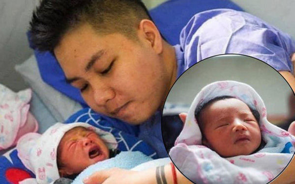 "Người đàn ông Việt Nam đầu tiên mang bầu" đã lâm bồn, hình ảnh cực dễ thương của em bé khiến dân mạng xuýt xoa