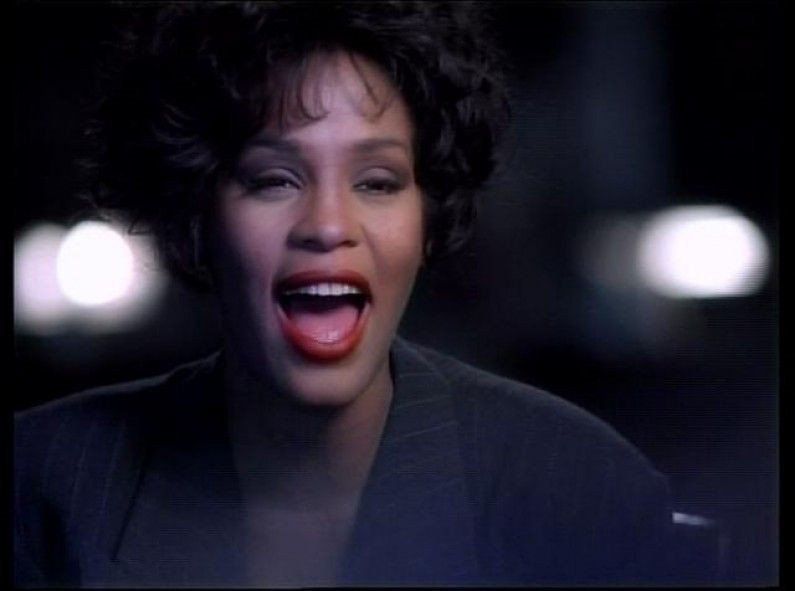 Bài hát ‘I Will Always Love You’ của Whitney Houston bất ngờ lập thành tích đáng nể