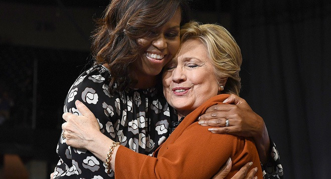 Chất Michelle - Michelle Obama ngưỡng mộ sự vững vàng của Hillary Clinton