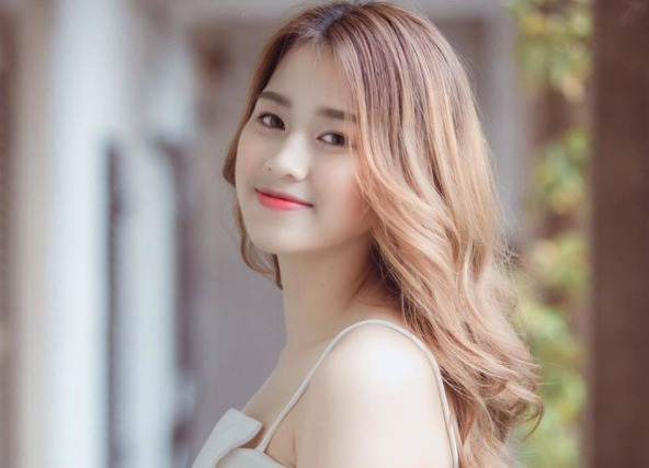 Cuộc sống đời thường giản dị của tân Hoa hậu Việt Nam 2020 - Đỗ Thị Hà