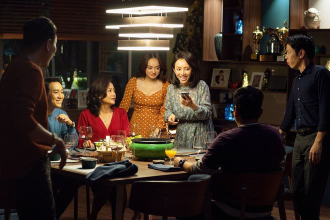 ‘Tiệc trăng máu’ lọt vào top 5 phim Việt doanh thu cao nhất lịch sử