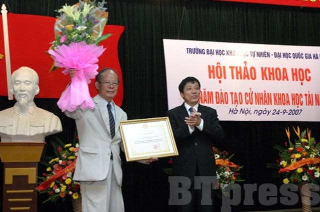 GS. TSKH  Nguyễn Duy Tiến – Một nhà giáo một nhà ưu tú, một nhà khoa học lớn.