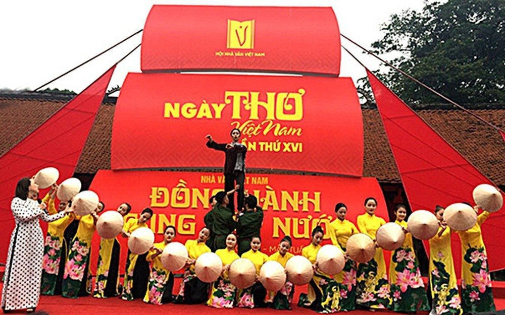 Hội nhà văn tiếp tục hoãn Ngày thơ Việt Nam lần thứ 2 vì dịch COVID-19