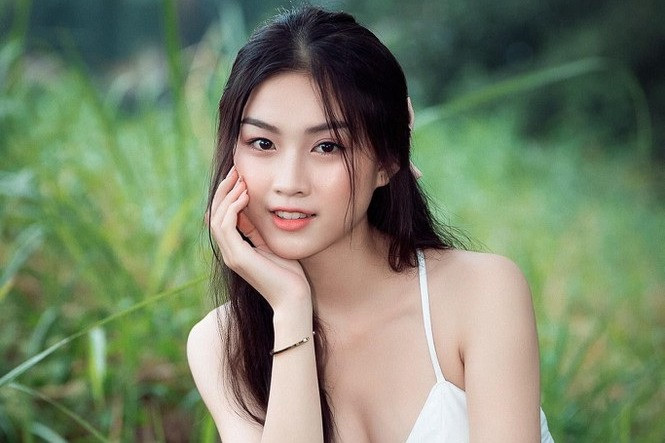 Vẻ đẹp thanh tú của người mẫu ảnh Trần Ngọc Thảo