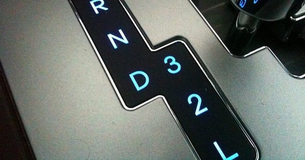 Lái xe: Khi nào sử dụng số D3, 2, L trên hộp số tự động?