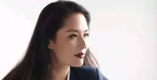 Siêu mẫu số 1 châu Á: Bị chồng bỏ, trở thành nữ tỷ phú thương hiệu thời trang danh tiếng