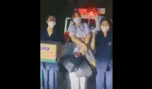 Cảm ơn nhau vì cùng yêu thương