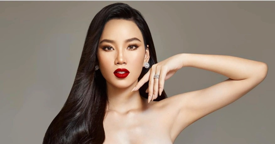 Người đẹp Việt Nam dự thi Hoa hậu Liên lục địa 2021 bị hải quan tạm giữ hành lý vì nghi vấn buôn lậu