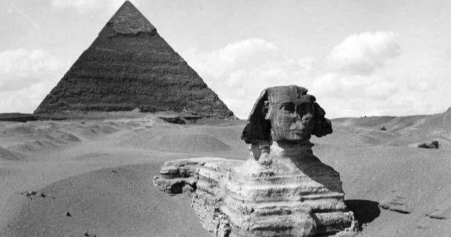 Chi tiết đáng ngờ khiến kim tự tháp Ai Cập bị nghi "dính líu" đến người ngoài hành tinh
