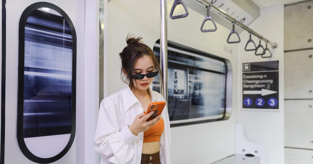 Quán cà phê mô hình tàu điện ngầm thu hút giới trẻ Sài Gòn