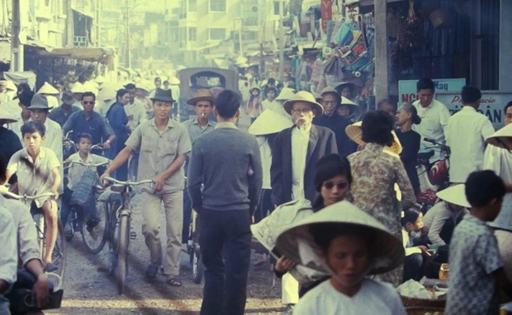 Gia Định là nhớ Sài Gòn là thương 2 - Lò kẹo một thời cưu mang “đám anh em văn nghệ sĩ mạt lộ”