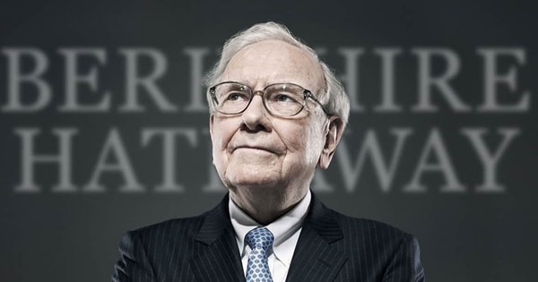 21 tuổi, Warren Buffett bỏ ra 100 Đô la để tham gia lớp học này và cuộc đời ông đã sang trang