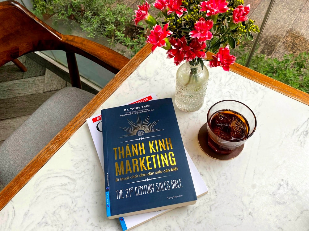 Thánh kinh marketing – Cẩm nang giúp bạn làm chủ cuộc chơi tiếp thị hiện đại