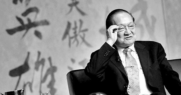 Bi kịch ít ai biết của nhà văn Kim Dung: Cuộc đời thăng trầm hơn cả những trang tiểu thuyết kiếm hiệp