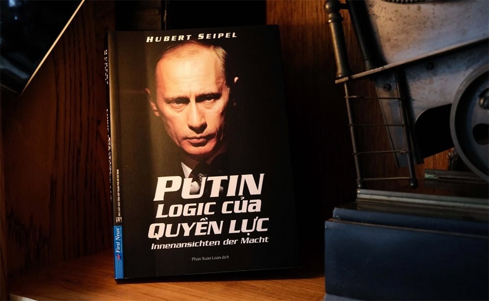 Putin - Logic của quyền lực : Nhân vật lịch sử hay biểu tượng của kiểm soát tuyệt đối?