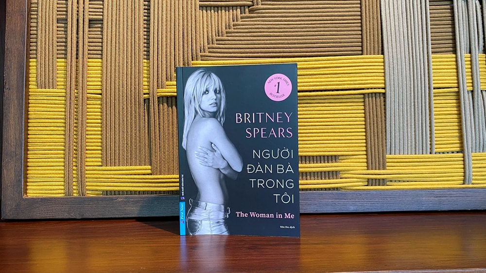Người đàn bà trong tôi - “Blackout”, hồi chuông nổi loạn và bản tuyên ngôn tự do của Britney Spears