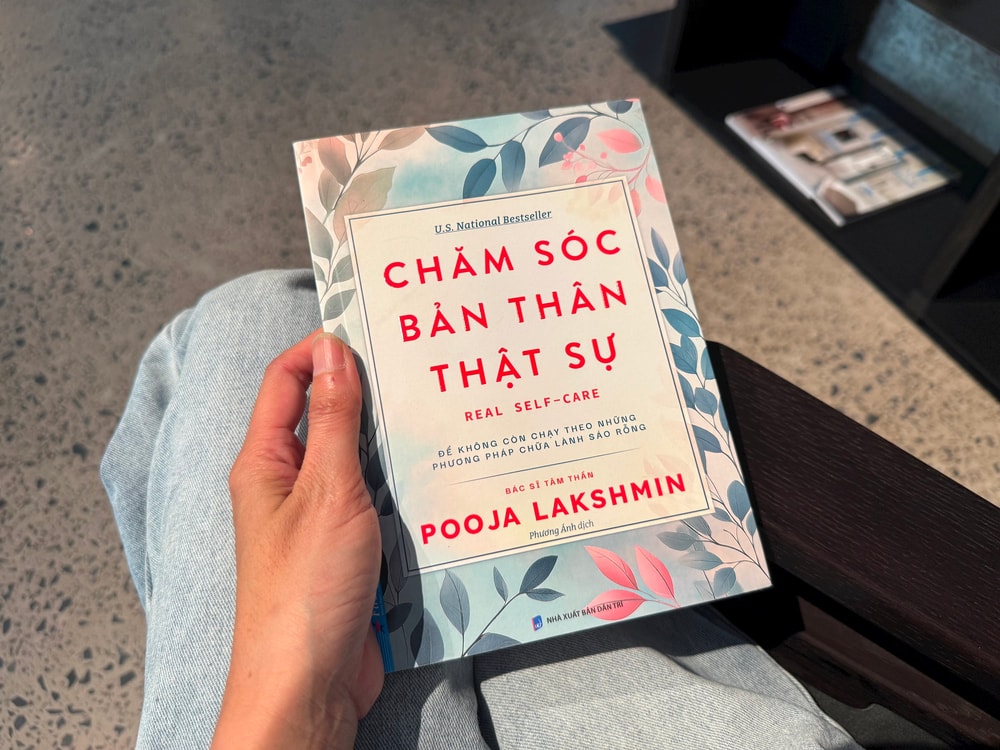 Bạn đang chăm sóc bản thân thật sự hay... tiêu tiền cho bớt mệt?