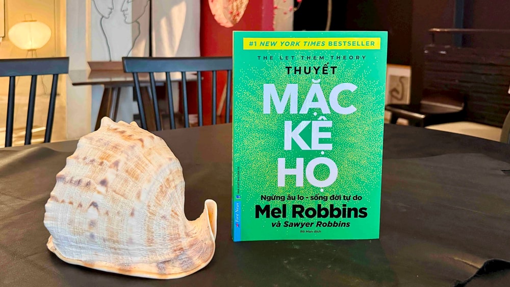 Thuyết Mặc Kệ Họ Kỳ 1: Càng cố gắng kiểm soát, bạn càng trở nên lo lắng và căng thẳng