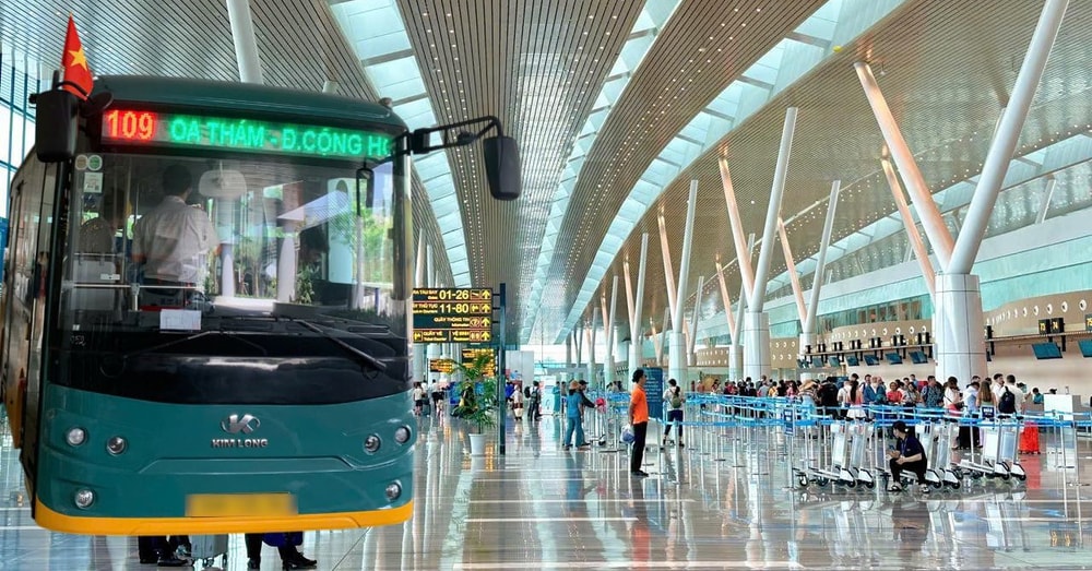 Chỉ tốn 5k để đi xe đến sân bay Tân Sơn Nhất, một cách quá hay mà ít người biết