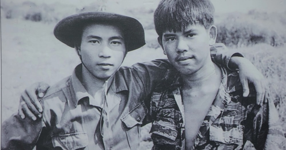 Dự cảm đặc biệt về bức ảnh “Hai người lính” chụp năm 1973