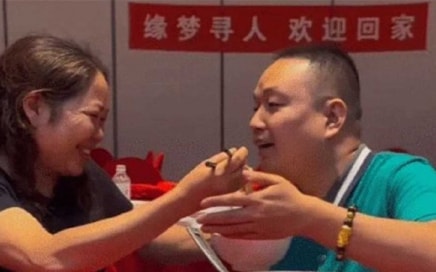 Đứa trẻ bị bắt cóc 33 năm trước thành doanh nhân thành đạt, tìm mẹ ruột báo hiếu