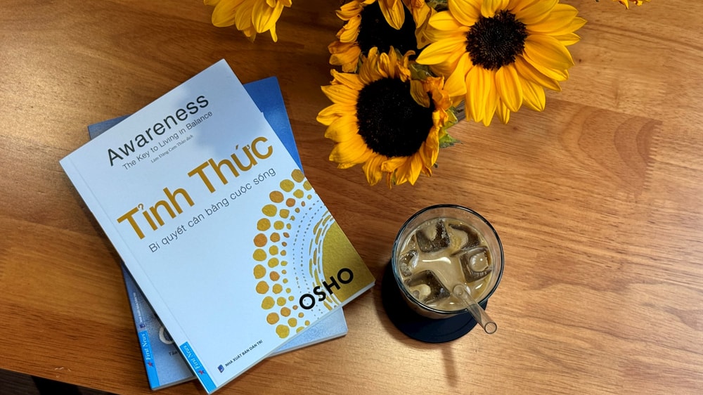 Tình yêu chỉ nở hoa khi bạn tỉnh thức