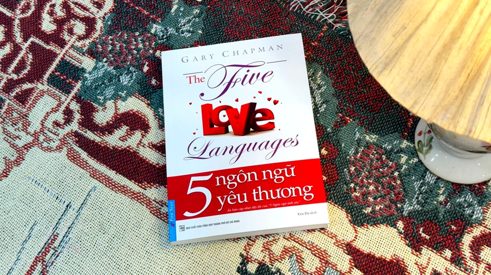 5 ngôn ngữ yêu thương - Cách nói lời yêu với những người phụ nữ xung quanh bạn