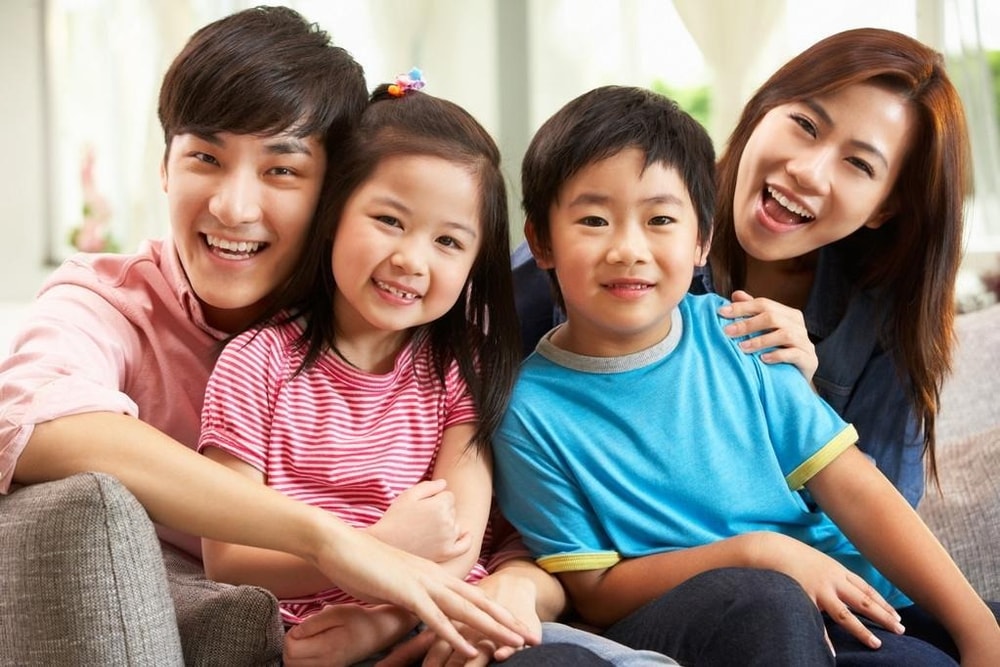 Cha và mẹ, ai ảnh hưởng đến tính cách, nghề nghiệp, hôn nhân của con hơn?