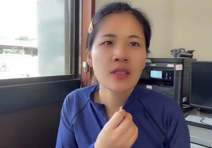 Người phụ nữ thu gom phế liệu nhưng thu nhập hơn 747 triệu đồng/tháng, sống trong biệt thự, đi xe sang