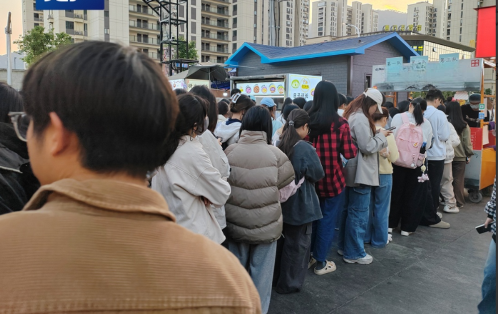 Dùng chung một 1 QR thanh toán, khách kéo đến nườm nượp nhưng tiền không về tài khoản chủ quán