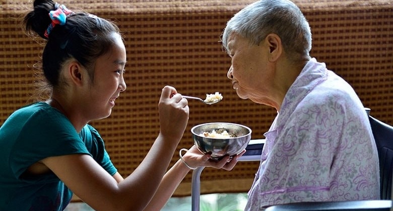 Một con số ngày cuối năm khiến hàng ngàn cha mẹ và những đứa con xa nhà rơi nước mắt