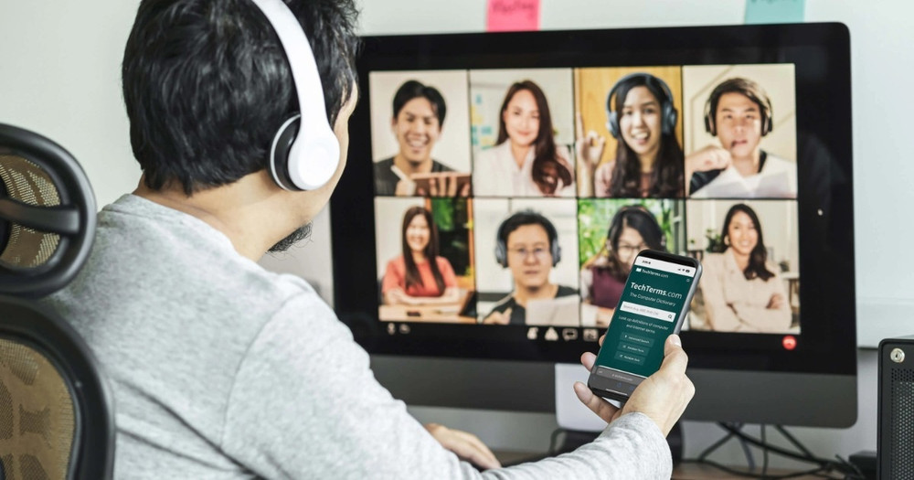 Con người đang trả giá đắt thế nào khi ngày càng phụ thuộc AI, mạng xã hội?