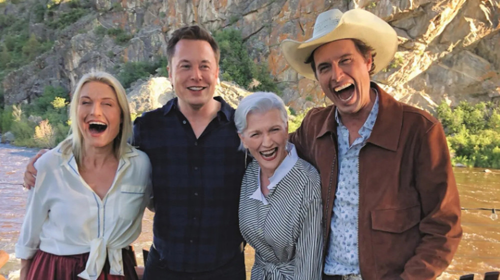 Mẹ tỷ phú Elon Musk chỉ cách nuôi dạy con thành tài: điều tuyệt đối không nên làm
