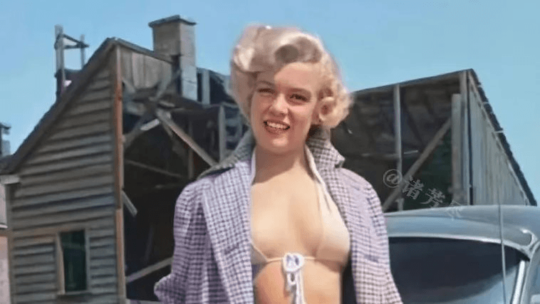 Phí sau bức ảnh bikini tuyệt đẹp của Monroe và sự lừa dối đau lòng