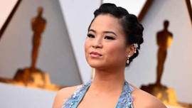 Nữ diễn viên gốc Việt trong phim 'Star Wars' được sao Hollywood tôn vinh