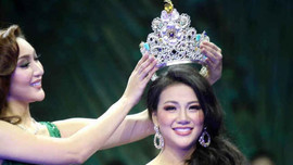Nguyễn Phương Khánh đăng quang Hoa hậu trái đất 2018