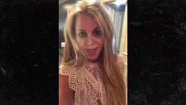 Britney Spears bất ngờ xuất hiện giữa tâm bão truyền thông