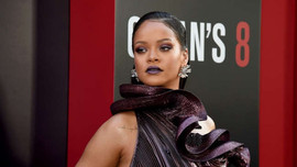 Rihanna cho ra mắt dòng thời trang mới