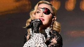 Madonna tiếp tục thống trị bảng xếp hạng Billboard ở tuổi 60