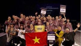 Nhóm nhảy Việt Nam LYRICIST trở thành quán quân cuộc thi dance đình đám Đông Nam Á