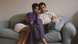 Đọc ‘Chất Michelle’ hiểu thêm xã hội và con người Mỹ - kỳ 1: Cuộc tình Michelle - Obama