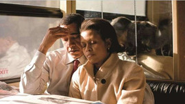 Đọc ‘Chất Michelle’ hiểu thêm xã hội và con người Mỹ - kỳ 2: Tranh cử, cuộc chiến khốc liệt