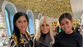 Cựu diễn viên Thủy Tiên hội ngộ cùng các nhà mốt danh tiếng tại Milan Fashion Week