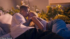Justin Bieber tung MV ngọt ngào và nóng bỏng với vợ sau ngày cưới