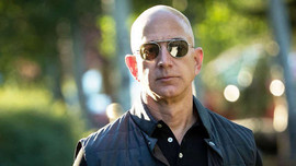Jeff Bezos: "Bỏ thuyết trình bằng PowerPoint và ngồi họp im lặng trong 30 phút là điều thông minh nhất chúng tôi từng làm tại Amazon"