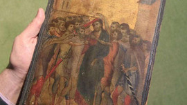 Bức tranh của danh họa Cimabue bị treo trong bếp đạt giá 617 tỉ đồng