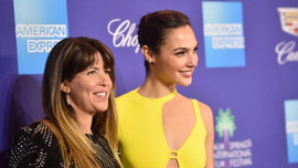 Nghệ sĩ nữ chiếm lĩnh vị thế trong top phim Hollywood ‘hot’ nhất năm 2020