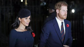 Vợ chồng Hoàng tử Harry-Meghan chính thức từ bỏ danh hiệu hoàng gia