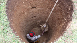 Đang đào giếng, người nông dân được khuyên đào chỗ khác và hồi kết bất ngờ